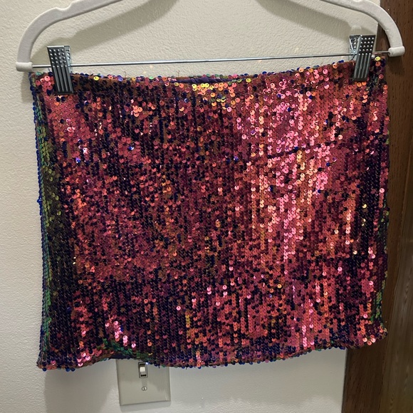 NWT Dolls Kill CITY SPARKS SEQUINED SKIRT by CURRENT MOOD Size L - Picture 2 of 3